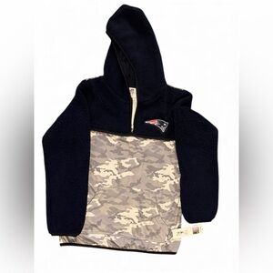 NWT Youth Large Patriots Kids' Blue fleece with gray Camouflage. Had hood!